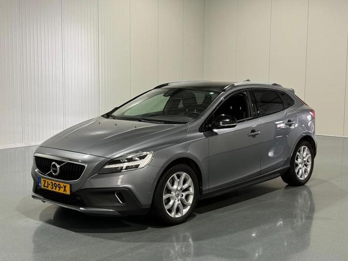 VOLVO V40 Cross Country Cross Country 1.5 T3 Automaat P..