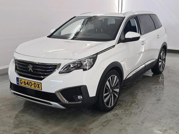 PEUGEOT 5008 1.2 PureTech Blue Lease Premium