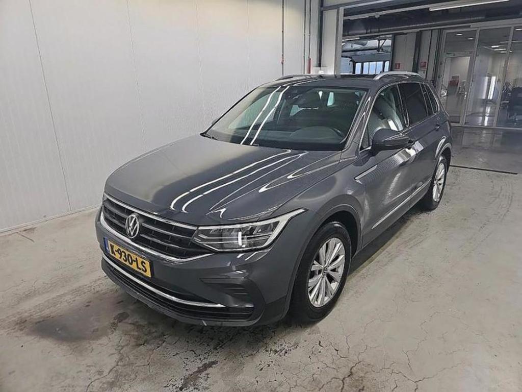 VOLKSWAGEN Tiguan 1.5 TSI Life Business