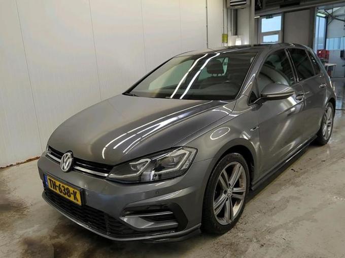 VOLKSWAGEN GOLF 1.0 TSI Automaat Highline Business R