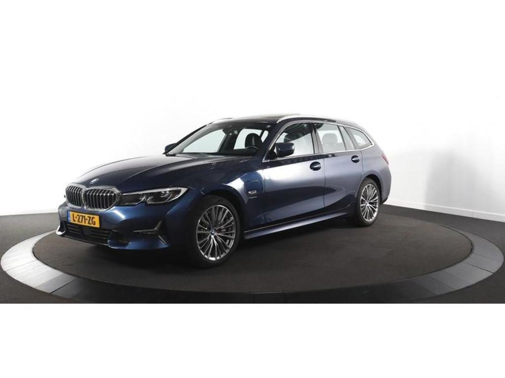 BMW 3-serie Touring 330 e Business Edition Plus Pano