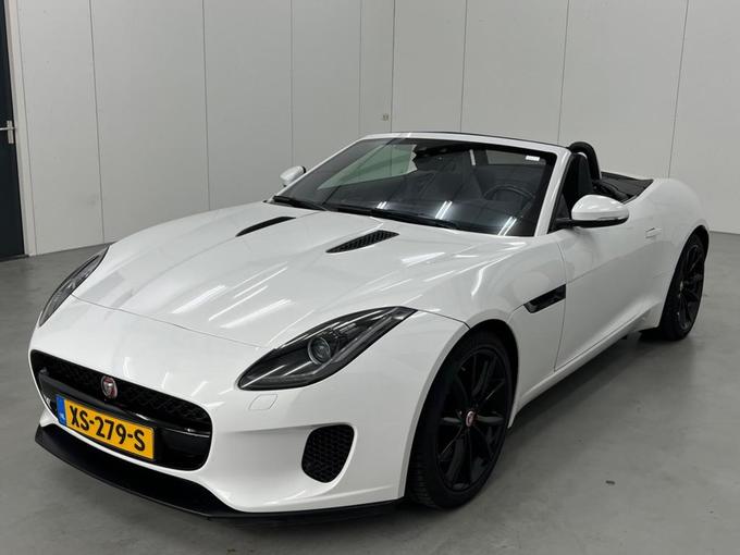 Jaguar F-Type 3.0 V6 RWD R-Dyn.