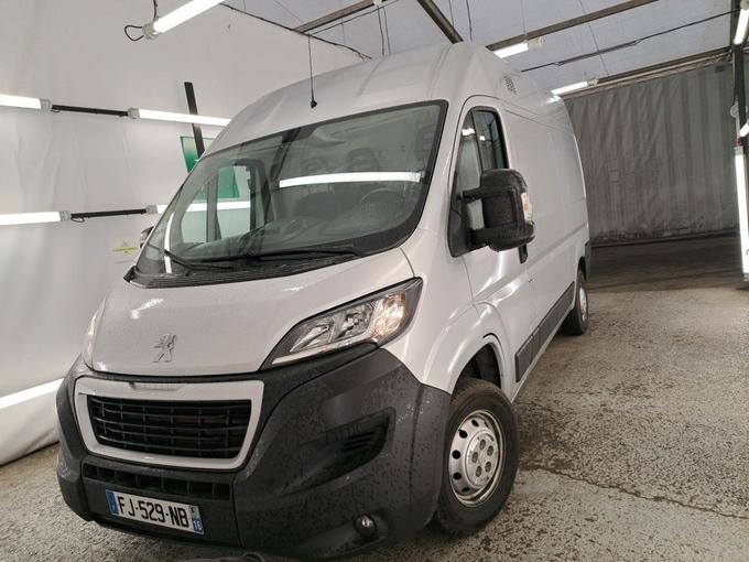 PEUGEOT Boxer PEUGEOT Boxer VU 4p Fourgon BLUEHDI 130 S..