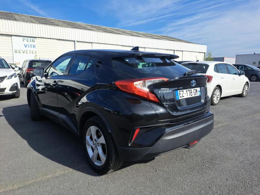 TOYOTA C-HR TOYOTA C-HR / 2016 / 5P / Berline &amp;1.8 HYBR..