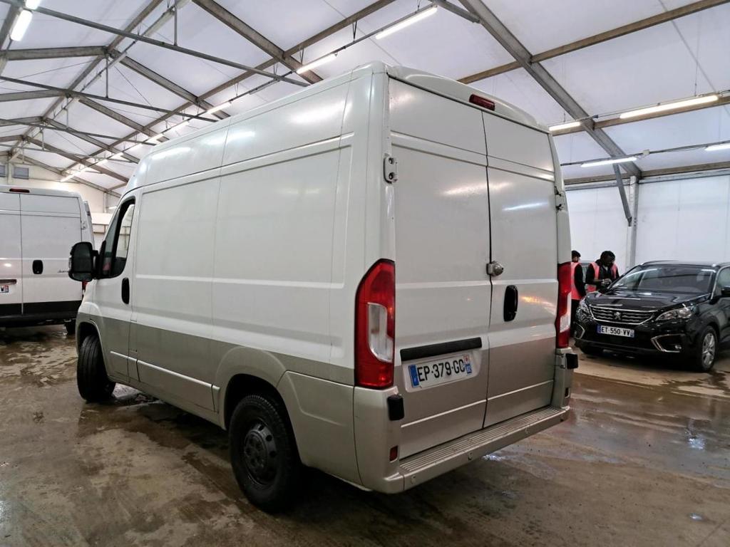 PEUGEOT Boxer BOXER VU 4p VNA 2.0 BLUEHDI 130 PREMIUM ..