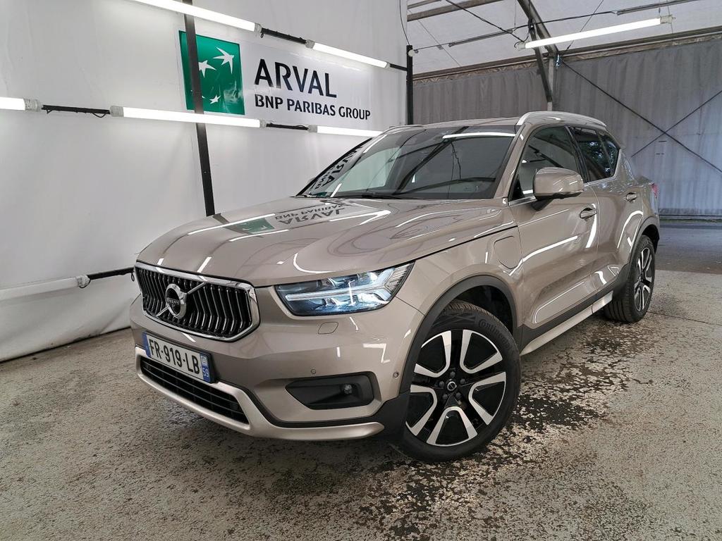 VOLVO XC40 Momentum Plug-in Hybrid 2WD 1.5 T5