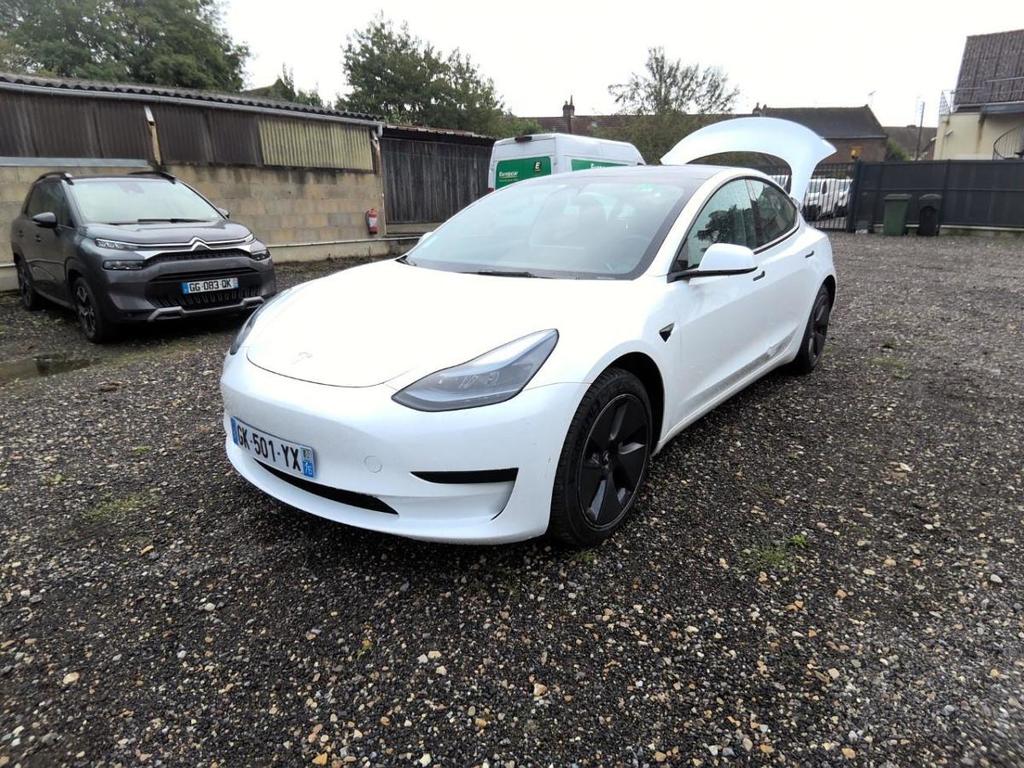 Tesla Model 3 Model 3 MODEL 3 Autonomie Standard Plus RWD