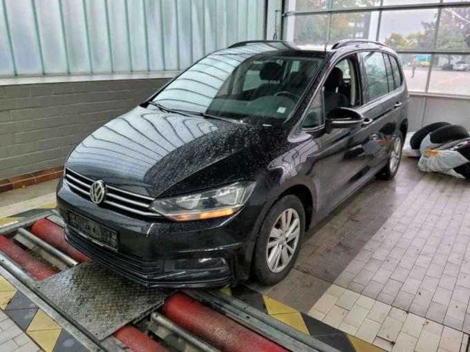 Volkswagen Touran (5T1)(04.2015-&gt;) De van5 20 tdi bm