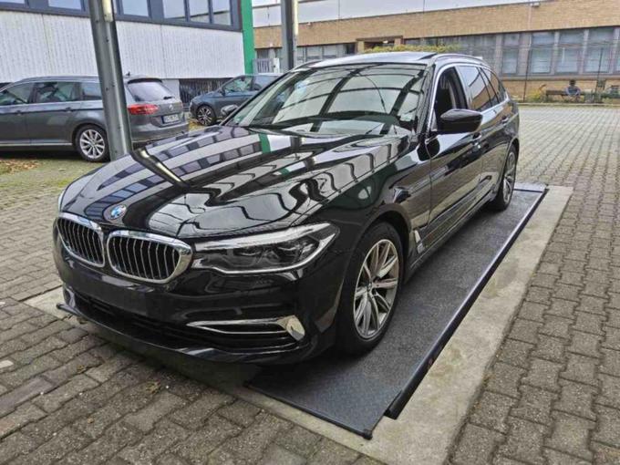 BMW Baureihe 5 Touring (G31)(2017-) De kb5 520 D mil