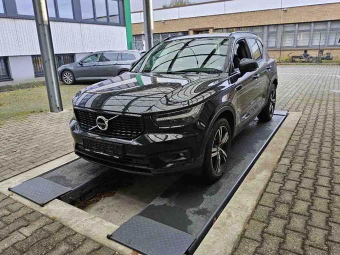 Volvo XC40 (2017-) De suv5 B4 2wd eu6d