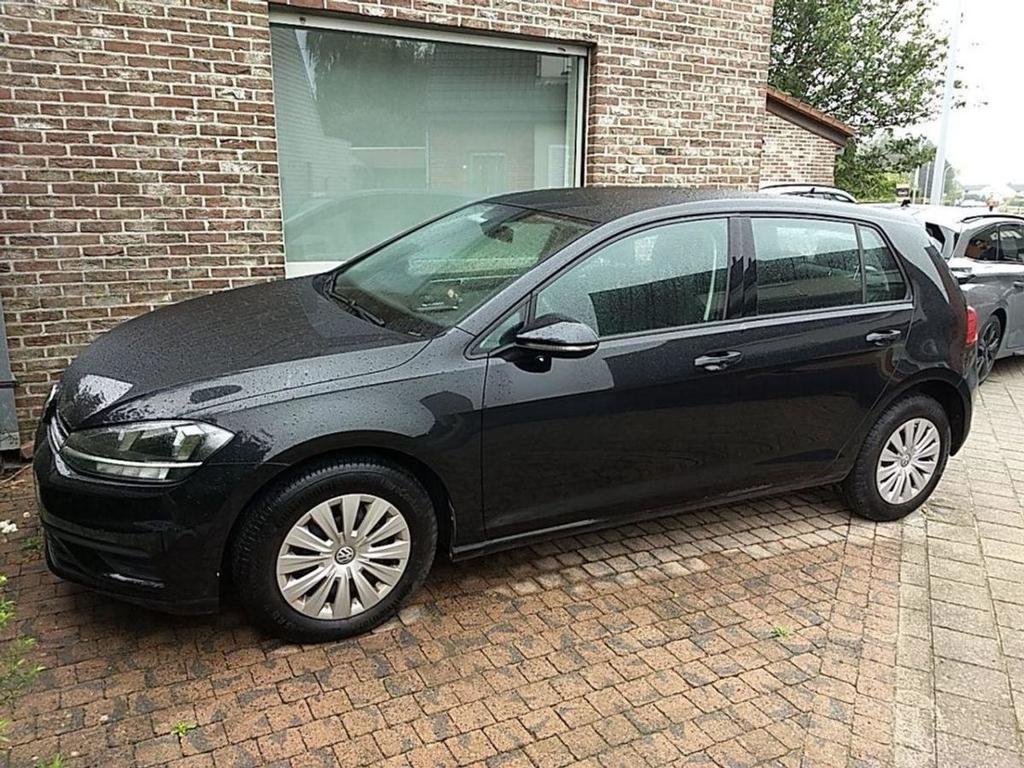 VOLKSWAGEN Golf VII 1.0 tsi bmt trendline 5d 81kw