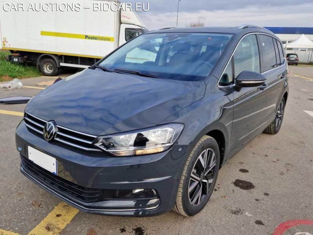 VOLKSWAGEN TOURAN / 2015 / 5P / MONOVOLUME 2.0 TDI SCR EXECUTIVE DSG