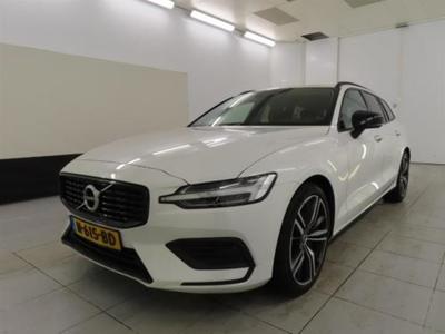 Volvo V60 2.0 B3 Mom. Adv.