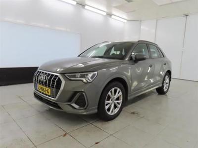 Audi Q3 35 TFSI S Line