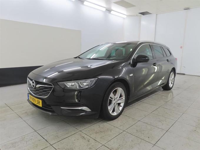 OPEL INSIGNIA SPORTS TOURER 1.5 T Bns Exe