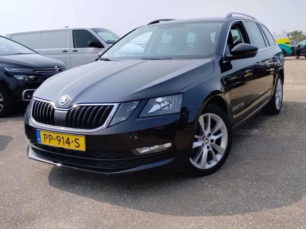 SKODA Octavia Combi 1.0 TSI Greentech Ambition Bus