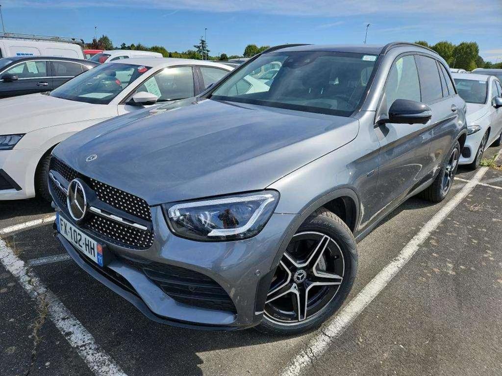 MERCEDES BENZ GLC 2.0 GLC 300 DE AMG LINE 4MATIC