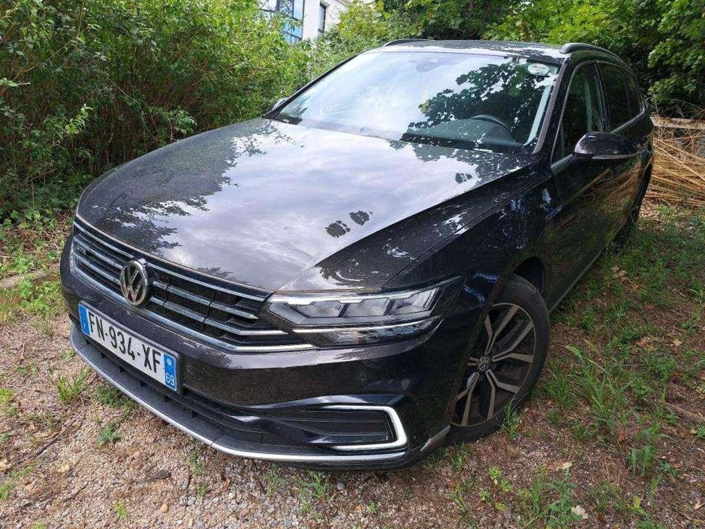 Volkswagen PASSAT SW break 1.4 TSI DSG HYBRIDE RECHARGEABLE SW GTE