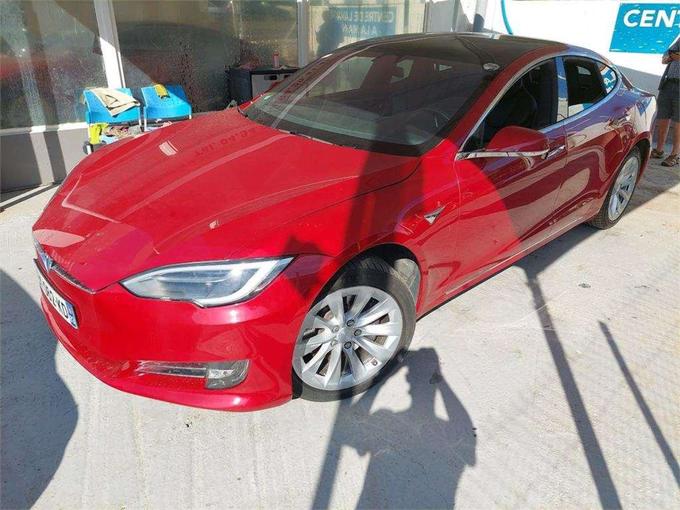 Tesla Model S 100 KWH DUAL MOTOR 4WD