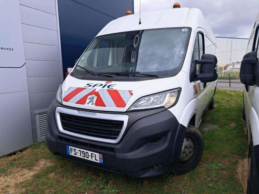 Peugeot BOXER tole BLUEHDI 140 S&amp;S ASPHALT 335 L3H2