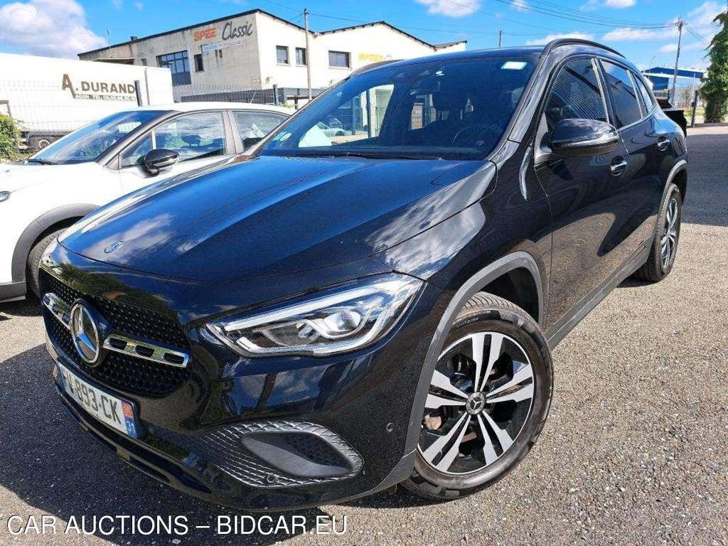 Mercedes-Benz GLA 2.0 GLA 200 D BUSINESS LINE DCT