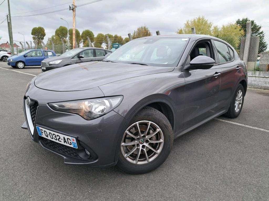 Alfa Romeo STELVIO 2.2 D TURBO 160 BUSINESS AUTO