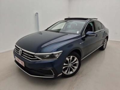 VOLKSWAGEN Passat sedan 1.4 TSi GTE Business DSG