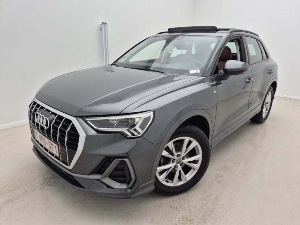 AUDI Q3 2.0 35 TDI S-Line Bus Ed S-Tro