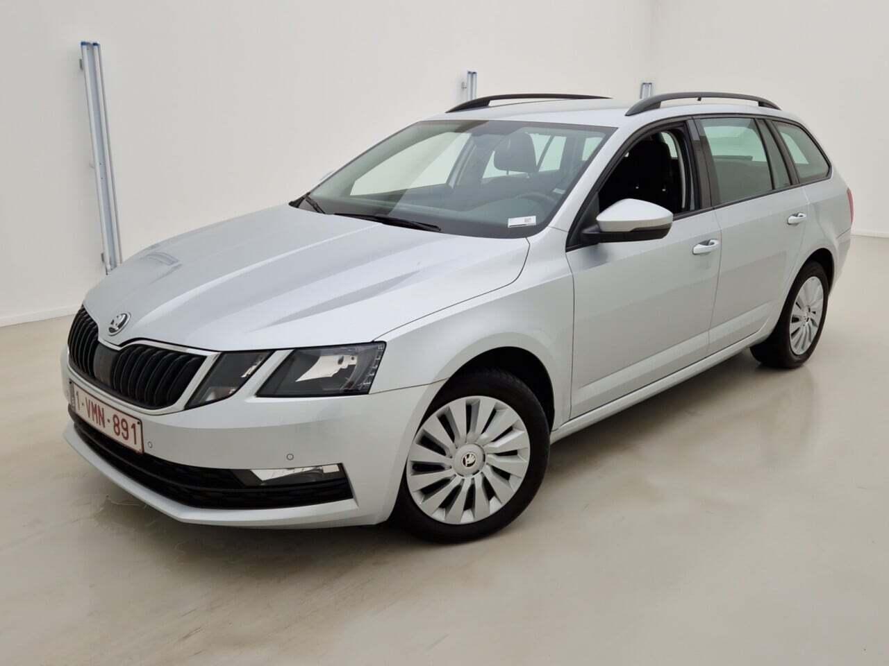 SKODA OCTAVIA KOMBI 1.0 TSI Ambition DSG