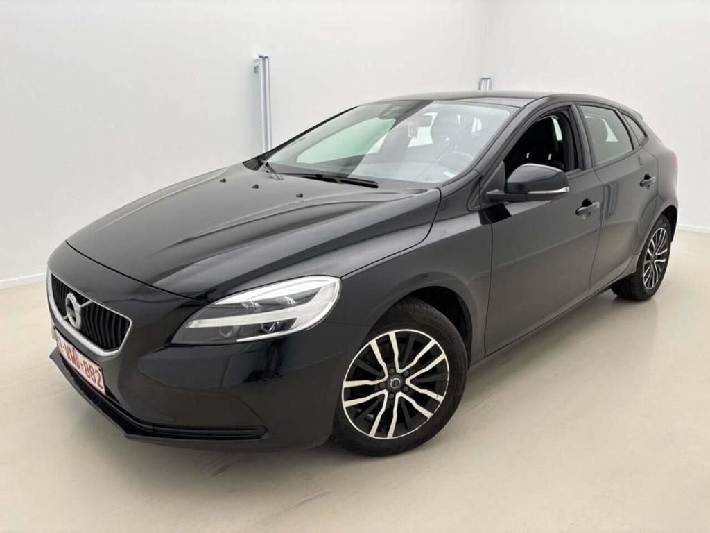 VOLVO V40 2.0 D2 Black Edition