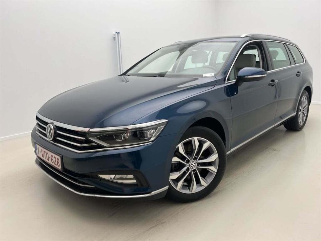 VOLKSWAGEN Passat Variant 1.6 TDI High Business DSG7