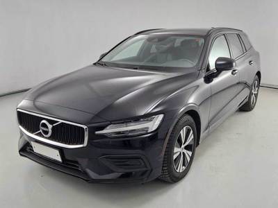 VOLVO V60 / 2019 / 5P / STATION WAGON D3 GEARTR. MOMENTUM BUSINESS