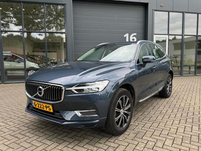 VOLVO XC60 2.0 T8 Twin Engine AWD Inscription