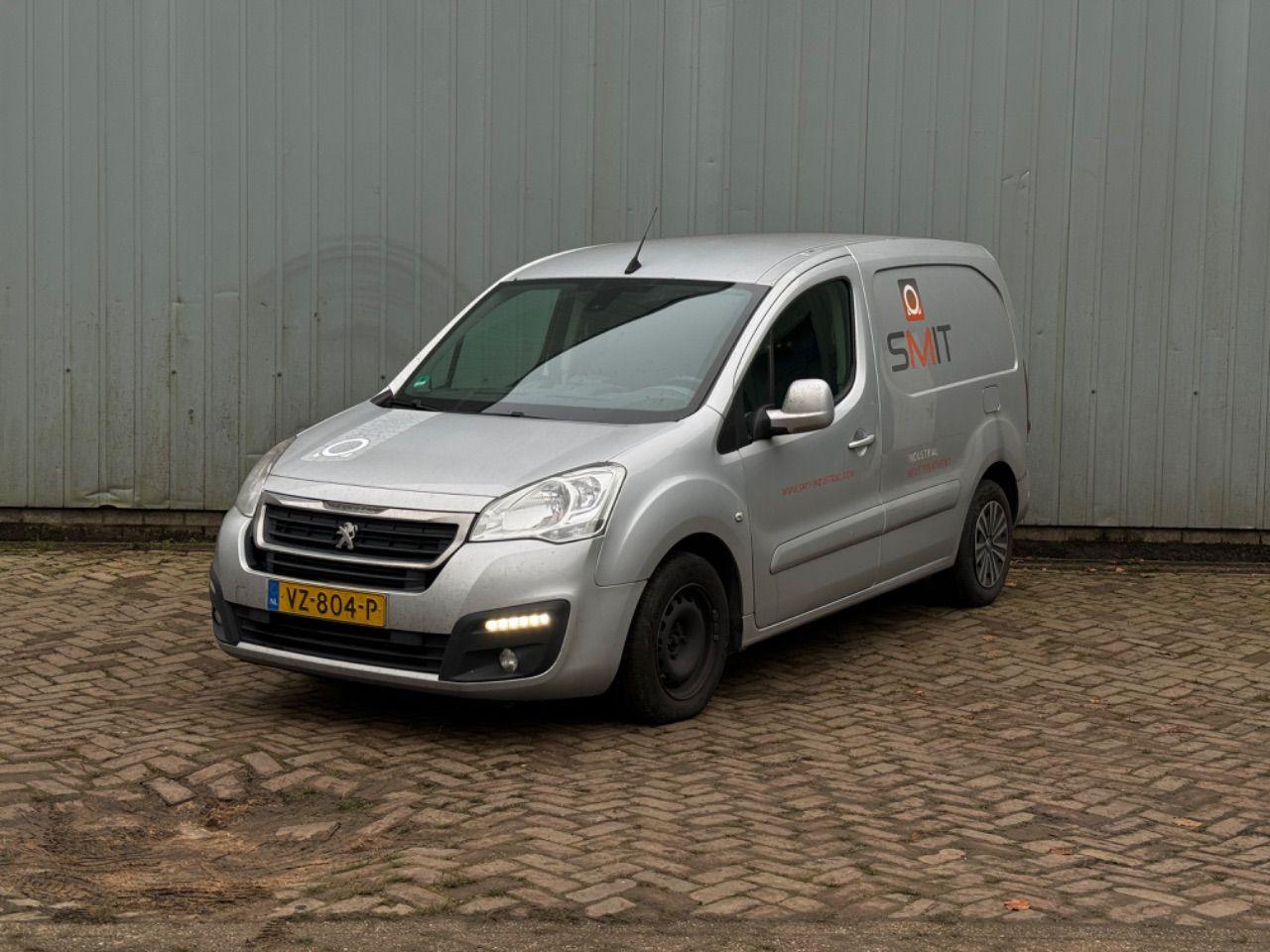 PEUGEOT Partner 120 1.6 BlueHDi 100 L1 Premiere