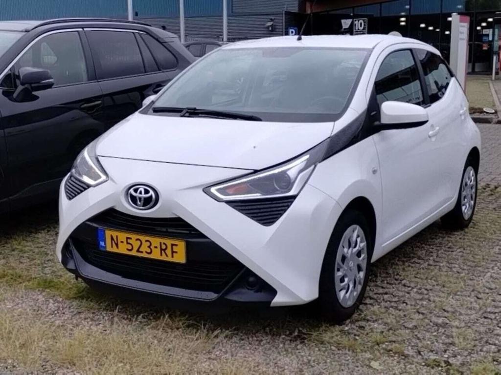 Toyota Aygo 1.0 VVT-i x-play