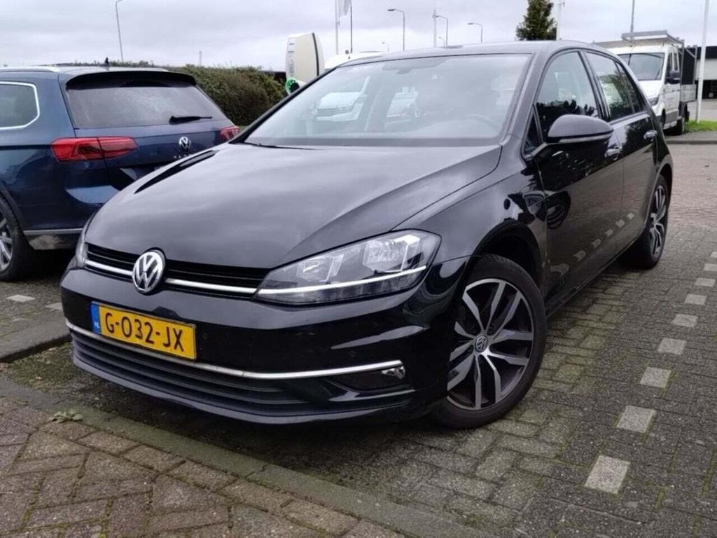 VOLKSWAGEN GOLF 1.0 TSI Comfortline Business