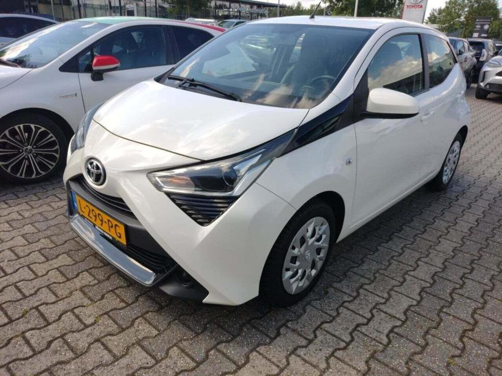 Toyota Aygo 1.0 VVT-i x-play