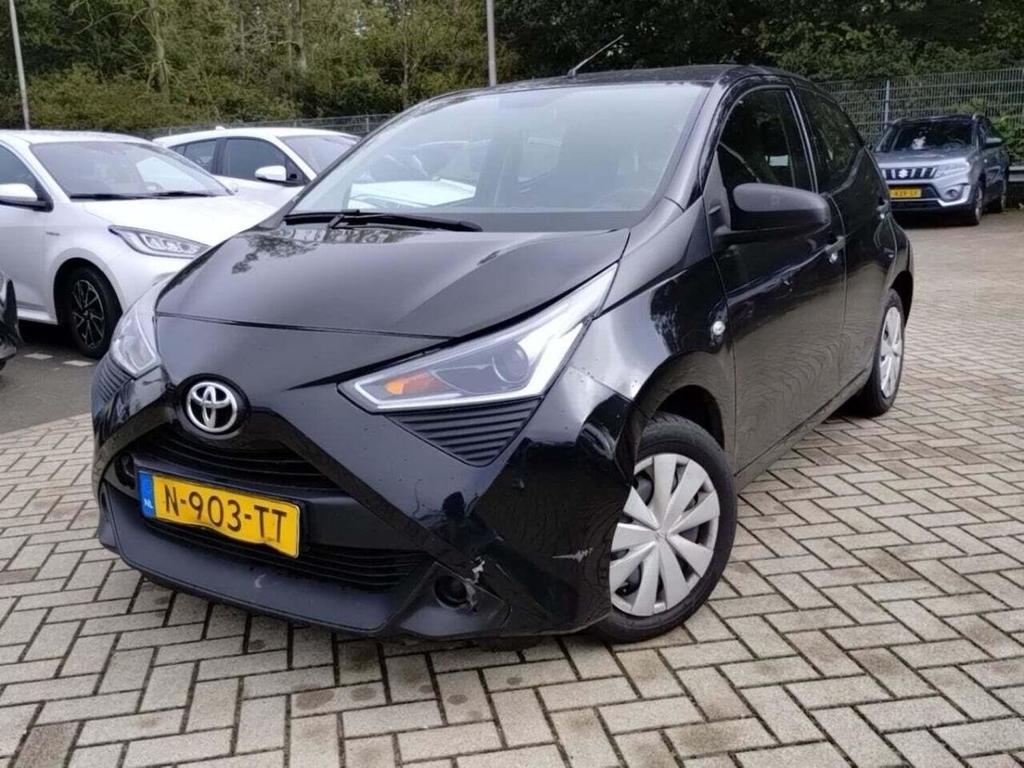 Toyota Aygo 1.0 VVT-i x-fun