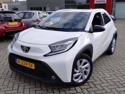 Toyota Aygo X 1.0 VVT-i S-CVT fir.