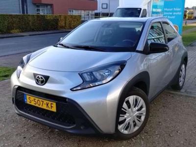 Toyota Aygo X 1.0 VVT-i MT Play