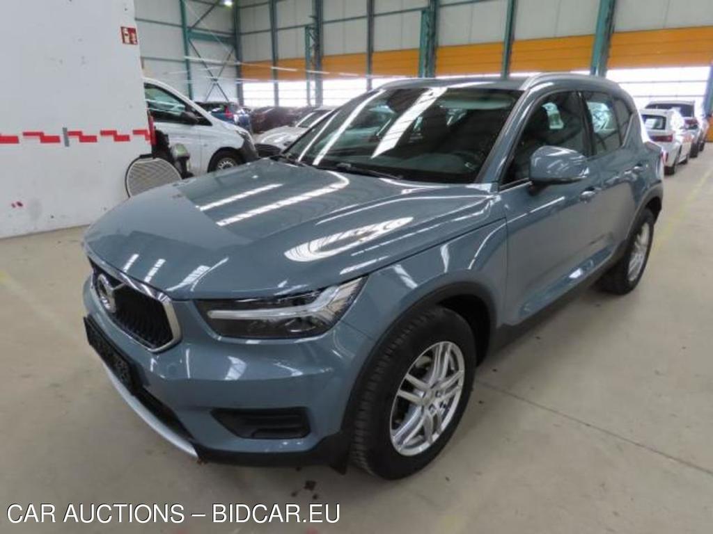 Volvo XC40 Momentum Pro 2WD 2.0 110KW AT8 E6dT