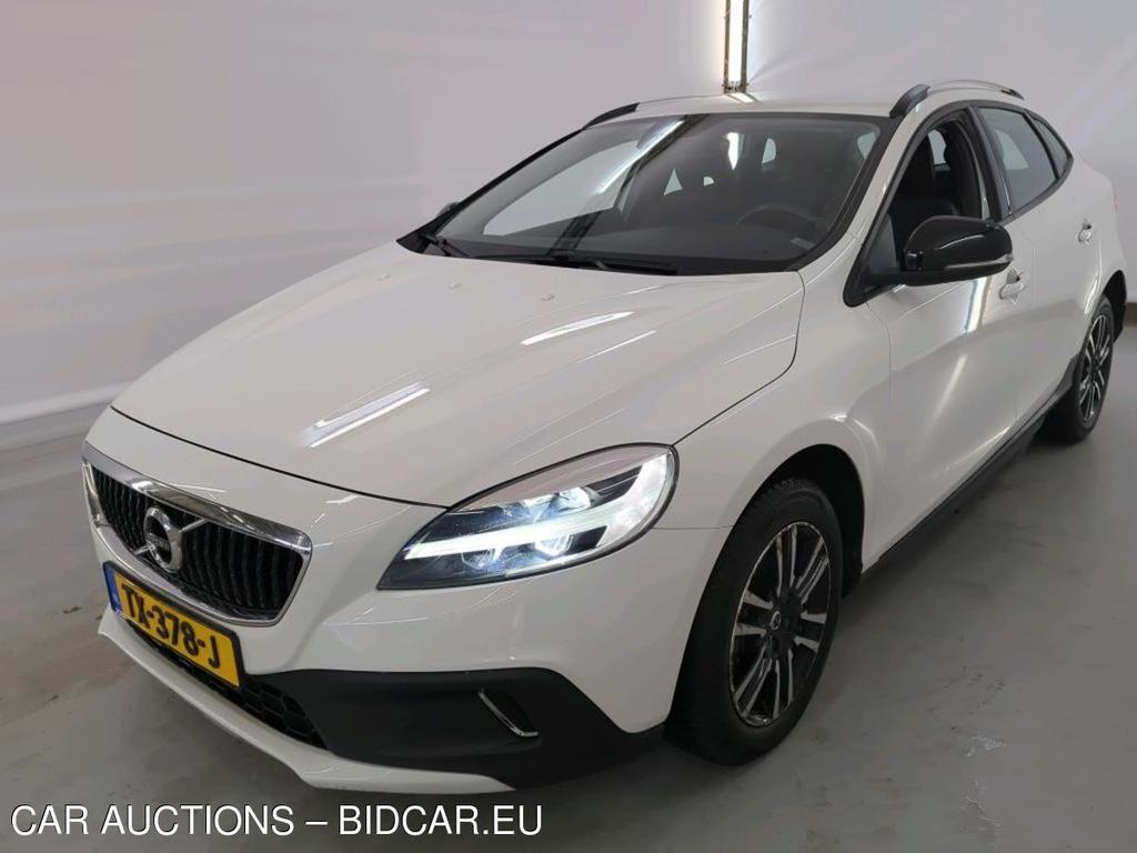 Volvo V40 Cross Country D2 Edition+ 5d