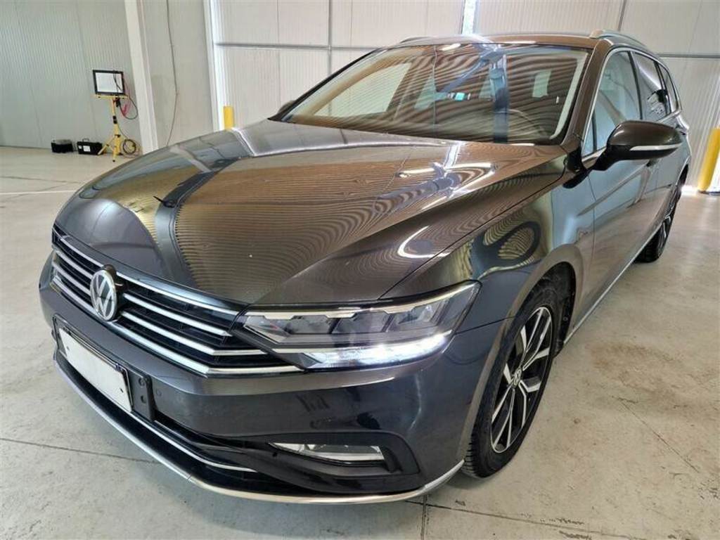 VOLKSWAGEN PASSAT / 2019 / 5P / STATION WAGON VAR.2.0 TDI SCR EVO 110KW EXEC. BMT DSG