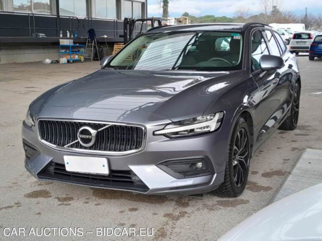 VOLVO V60 / 2018 / 5P / STATION WAGON D3 GEARTRONIC BUSINESS