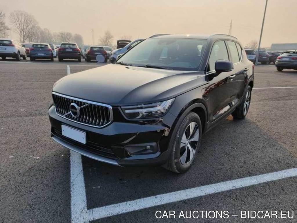 VOLVO XC40 / 2017 / 5P / SUV T5 PLUG-IN HYBRID AUTO RECH INSCRIP EXPR