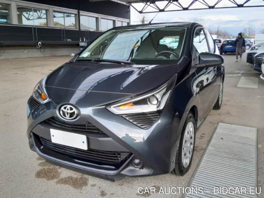 TOYOTA AYGO CONNECT / 2018 / 5P / BERLINA 1.0 VVT-I X-BUSINESS MY19