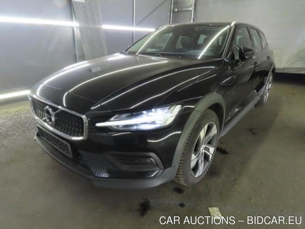 Volvo V60 Cross Country  Pro AWD 2.0  140KW  AT8  E6dT