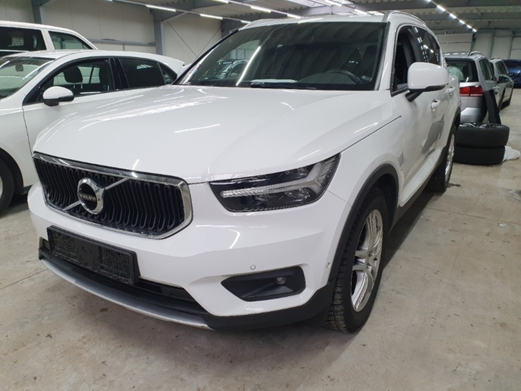Volvo XC40 D3 AWD Momentum Geartronic