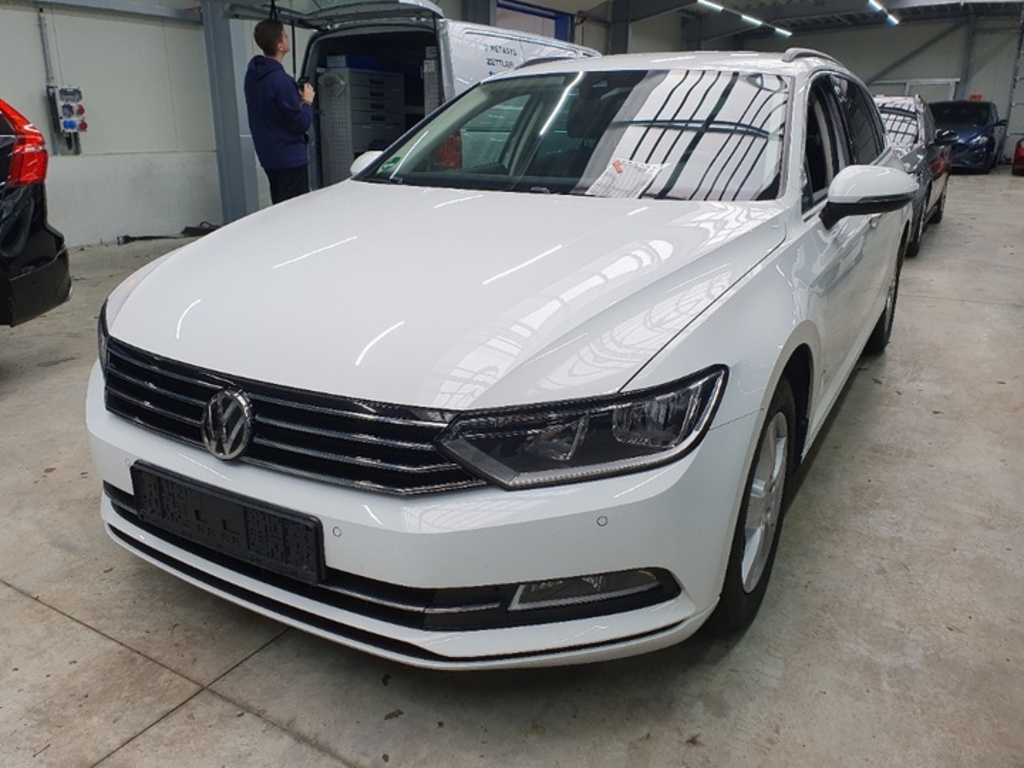 Volkswagen Passat 2.0 TDI SCR DSG Comfortline Variant