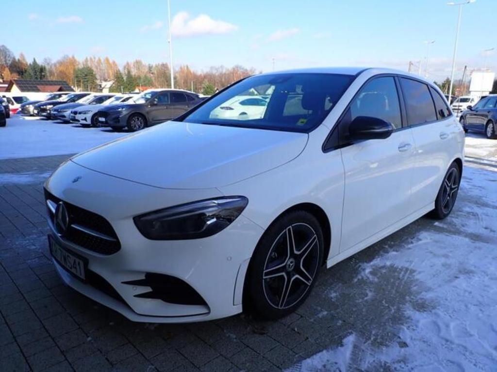 Mercedes-Benz B Klasa Mercedes Benz B 180 d AMG Line 7G-DCT